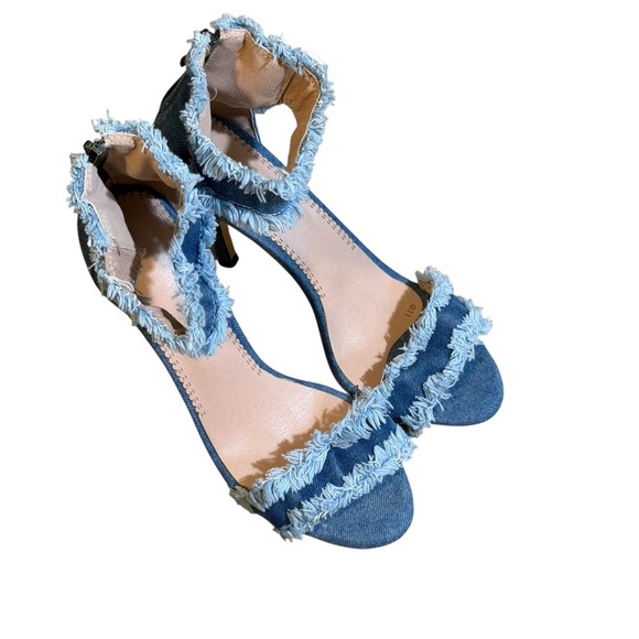 Blue Frayed Denim 6.5 Euro 37 Stiletto Sandals Ankle Strap Back Zip Heels - Picture 10 of 10